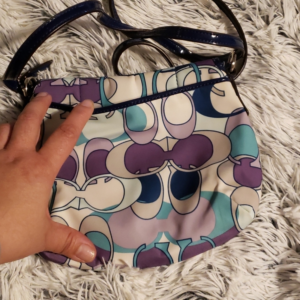 Coach purse - Picture 4 of 4